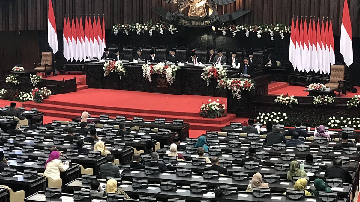 Pantun Bamsoet di Sidang Akhir MPR, Singgung Pohon Beringin Tegak Berdiri Meski Diterjang Badai