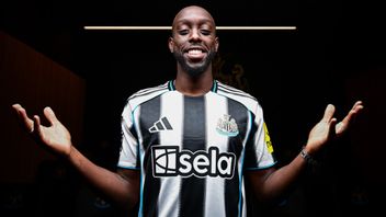Alexandre Isak Pergi, Newcastle achève le transfert de Yoane Wissa d’une valeur de 1,2 billion de roupies