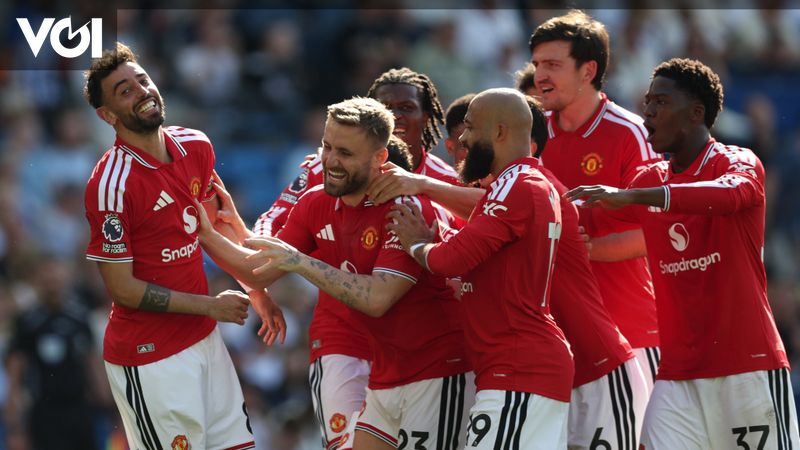 Bruno Fernandes Sets Record, Man Utd Destroy Brighton