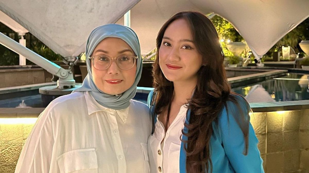 La mère de Salshabilla Adriani rappelle Karma quand sa fille a été réduite en rupture de la relation Rizky Nazar - Syifa Hadju