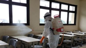 Opening And Closing Schools During The COVID-19 Pandemic Is No Problem, All For The Safety Of Students