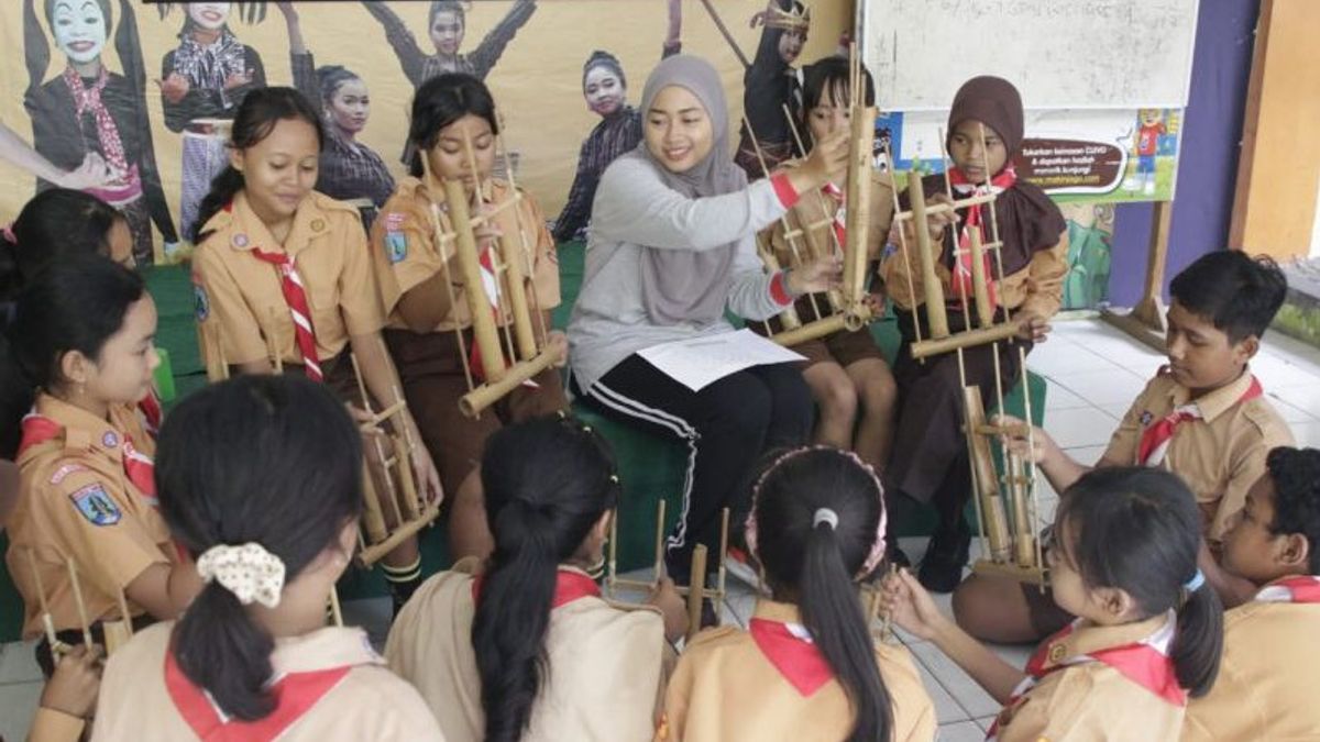 Waspada Kriminalisasi Guru, Pahami Perlindungan Hukum Bagi Tenaga Pendidik