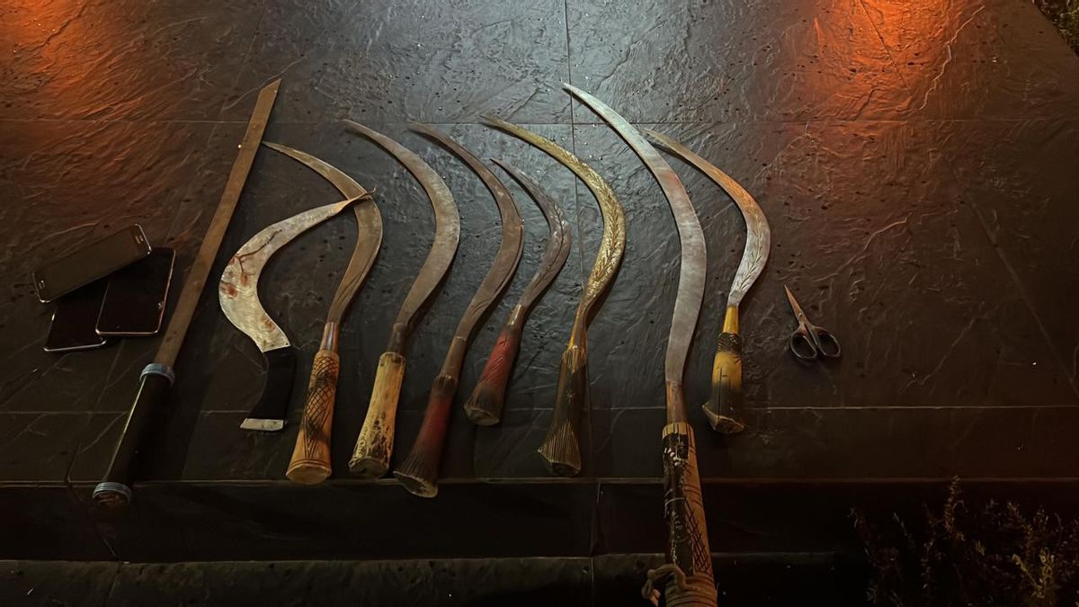 Bring Swords And Sickles, 9 Teenagers In Bogor Arrested When They Want To Brawl