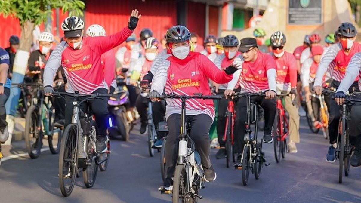 Participating In Gowes Independence 2022 In Madiun, Governor Khofifah Builds The National Spirit Of Citizens' Nationalism