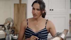 Meghan Markle Tampil Memikat dengan Kalung Berlian Rp131 Juta di Serial Dokumenter