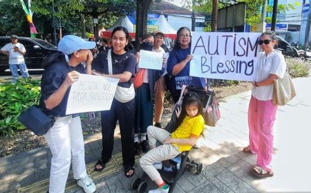 Paus Fransiskus Berikan Semangat Kepada Penyandang Disabilitas