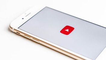 YouTube Uji Coba Fitur Format Pencarian Lagu Mirip Shazam Apple