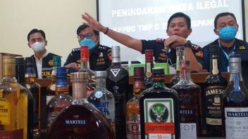 Belitung Customs Confiscates Thousands Of Bottles Of Illegal Alcohol From Singapore