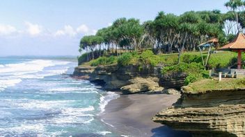 باتو كاراس بيتش: الموقع ، ساعات العمل ، أسعار الدخول التي يجب معرفتها