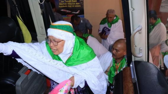 Wamenag Minta Jamaah Calon Haji Laporkan PPIH yang Tak Mau Melayani
