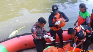 Bocah 12 Tahun Ditemukan Tewas Oleh Tim SAR Gabungan di Aliran Kali BKT Cakung