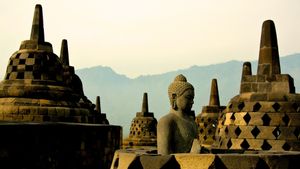 Bertatah Relief dan Stupa, Berikut 10 Fakta Menarik tentang Candi Borobudur
