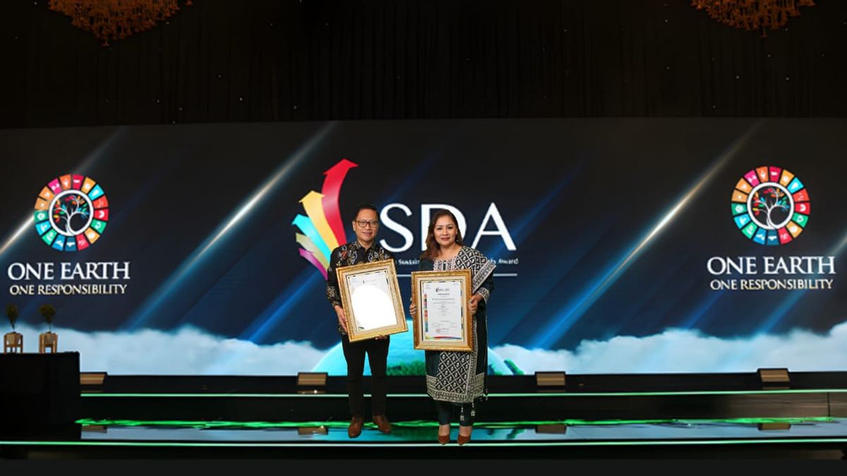 دعم الالتزام بأهداف التنمية المستدامة في إندونيسيا ، حصلت QNET على جوائز في حدث ISDA 2023