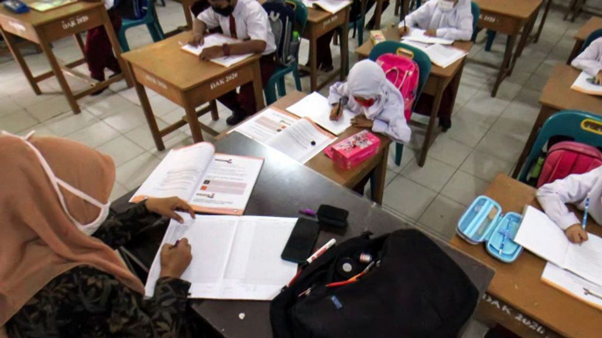 49 SMP di Surabaya Tak Lolos Syarat Pembelajaran Tatap Muka karena Alasan Ini