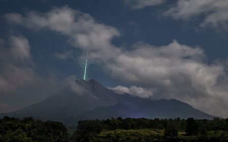 Viral Meteor di Puncak Gunung Merapi, Ini Kata LAPAN