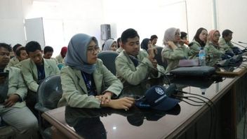 Les Prêts étudiants Sont Un Problème Pour Les étudiants Américains, Pourquoi Jokowi A-t-il Voulu L’adopter?