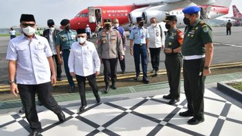 Arriving In Bandung, The Vice President Headed For The 18th Anniversary Of Al Jauhari Garut