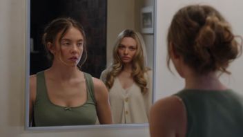 “<i>The Housemaid</i>” Jadi Persaingan Amanda Seyfried dan Sydney Sweeney