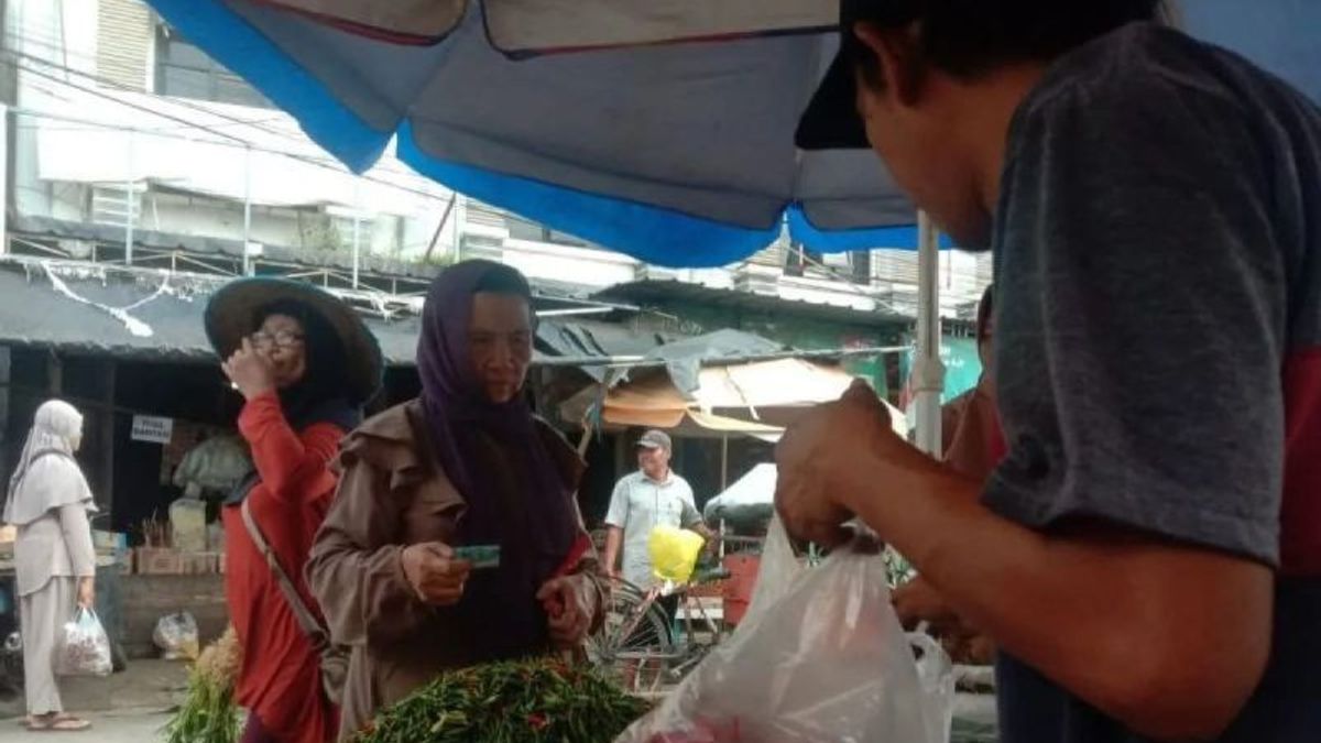 The Price Of Shallots In Baturaja, South Sumatra, Drops The Impact Of Drought