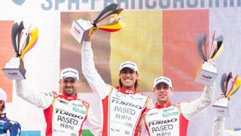 Timnya Menangi Balapan LMP2 Seri Kedua World Endurance Championship di Belgia, Pebalap Indonesia Sean Gelael Cetak Sejarah