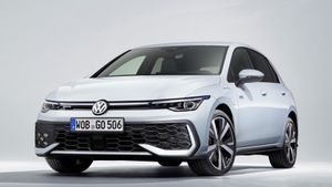Volkswagen Luncurkan Golf Terbaru, Tawarkan Varian PHEV yang Efisien