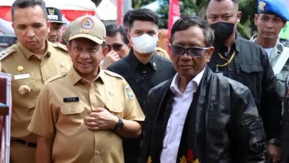 2020年1月31日今天纪念Mahfud MD Ramal Tito Karnavian成为警察的故事