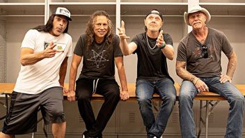 Metallica Rilis Cuplikan Konser Pertamanya di Arab Saudi