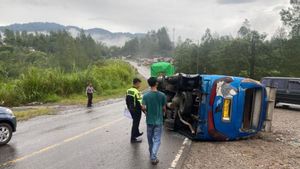 Bus Terbalik di Solok Sumbar, 8 Orang Terluka