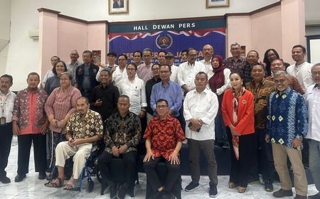 Sertijab Pengurus PWI Pusat, Hendry Ch Bangun Canangkan PWI Merah Putih