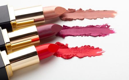 Mengenal Warna Lipstik yang Cocok untuk Kulit Sawo Matang, Jangan Salah Pilih!