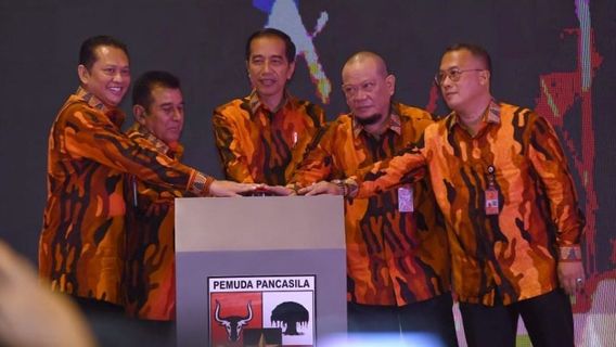 Quand Jokowi Est Devenu Membre Honoraire De Pancasila Youth