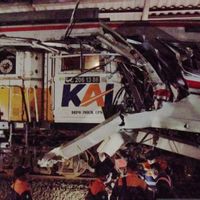 Imbas Insiden Kecelakaan Maut Kereta di Bekasi Timur, 19 Perjalanan KA Dibatalkan