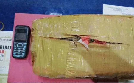 Polisi Tangkap Buruh Harian Lepas di Karawang yang Nyambi Jadi Bandar Ganja