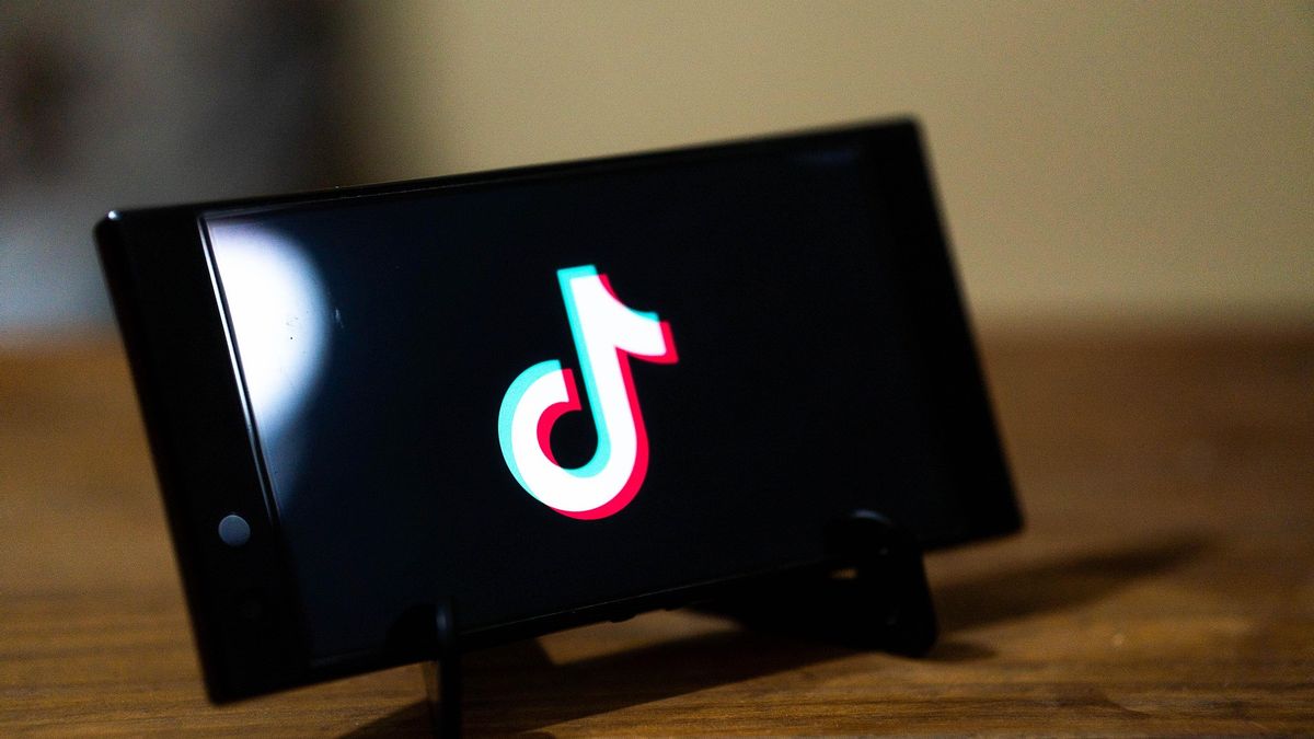 フランスの16家族がTikTokを訴え、ティーンエイジャーの精神的混乱を引き起こしたと非難
