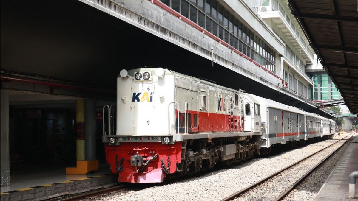 High Reverse Train Flows, Long-Distance Train Passengers Reach 229,201 People