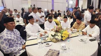 Duduk Sebelahan dengan AHY saat Hadiri Bukber NasDem, Anies Baswedan: Dari Dulu Memang Dekat