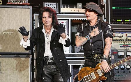 Alice Cooper Ingin Johnny Depp Perankan Dirinya dalam Film Biopik