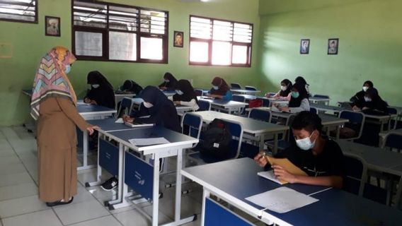 After Lebaran Holidays, Children Cluster Becomes A Contributor To The Increase In COVID-19 Cases In Bekasi City