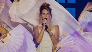 Lana Del Rey untuk Kedua Kalinya Menunda dan Ubah Judul Album Barunya