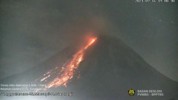 Mount Merapi Incandescent Lava Appearance Tonight