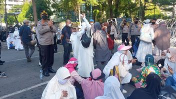 Police Disband 212 Reunion Masses Crowding On Jalan Agus Salim And Kebon Sirih