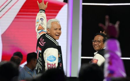 Lihat Penampilan Ganjar-Mahfud, Jaket Varsity yang Dipakai Adalah Karya Anak Bangsa