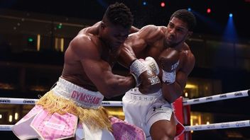 Anthony Joshua Knocks Out Francis Ngannou In Two Rounds