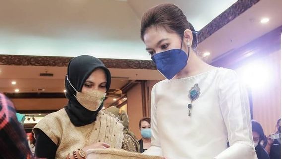 Selvi Ananda's Elegant Style Wearing A White Blouse Stole The Attention Of Netizens: Indonesian Version Of Kate Middleton