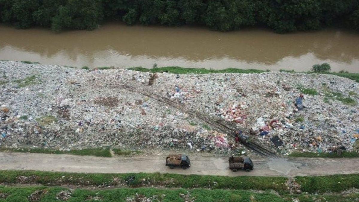 TPA Burangkeng Bekasi Kembali Beroperasi usai Dilanda Longsor Gunungan Sampah