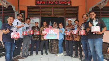 Telkomsel Internet Access Facilitation For Five Schools In East Sumbawa Regency