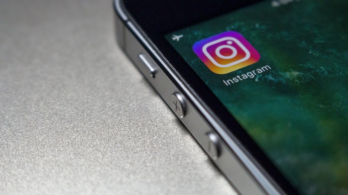 Instagram Commence à étiqueter Les Comptes Médias Sous Les Auspices De L’Etat