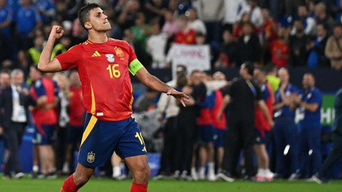 Jelang Spanyol vs Inggris, Pelatih Spanyol: Tenang, Kami Punya Rodri