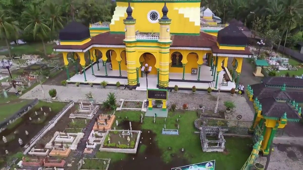 Masjid Pertama di Medan yang Mulai Dibangun Raja Deli ke-7