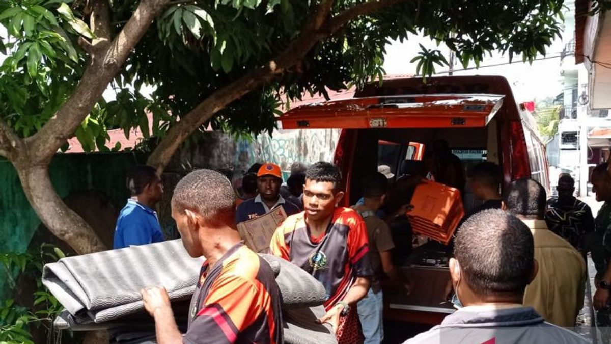 The House Of The Head Of The BPBD Prevention Division In Manokwari, West Papua, Caught Fire